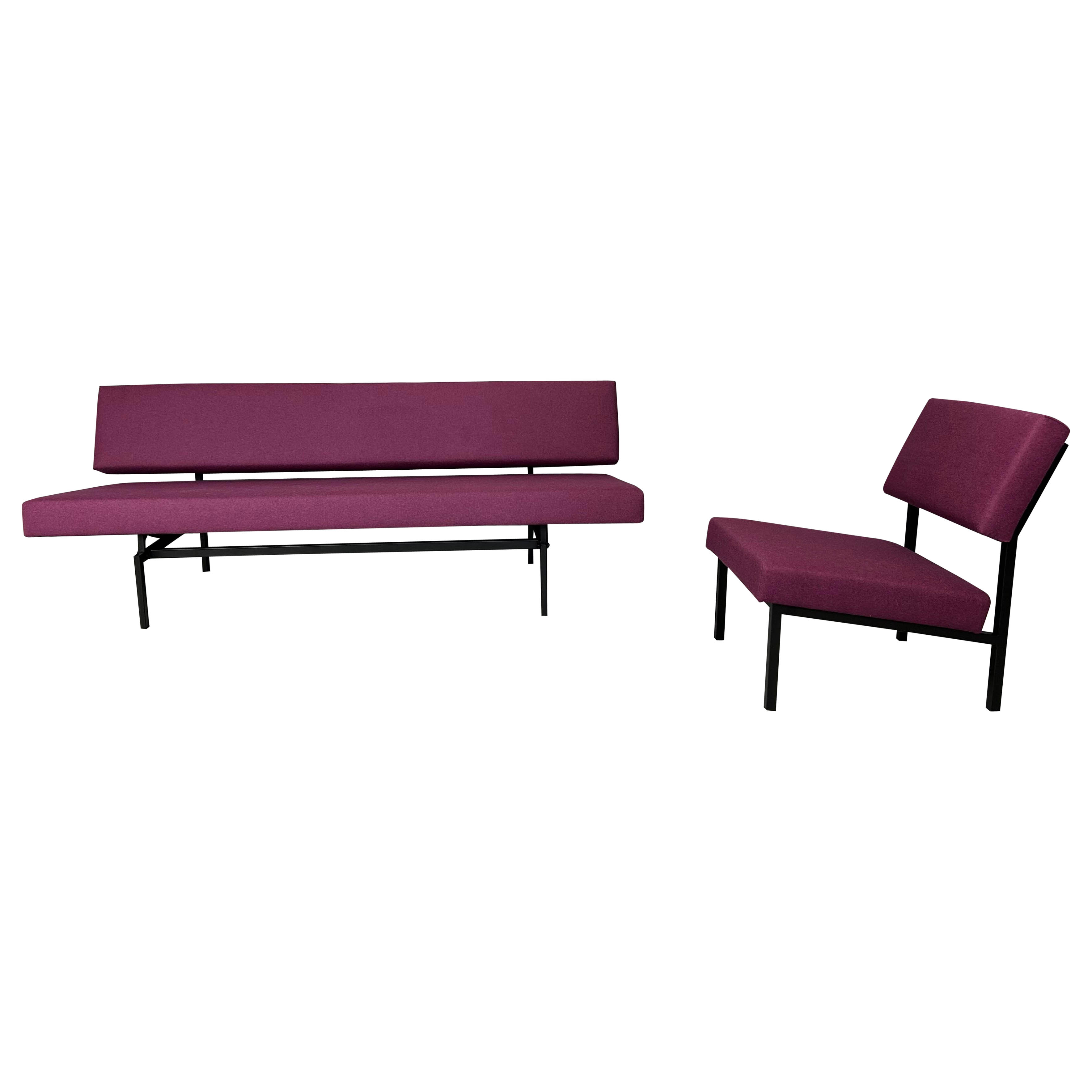Gijs Van Der Sluis Eggplant colored Sleeper Sofa Daybed & Lounge Chair set 1961