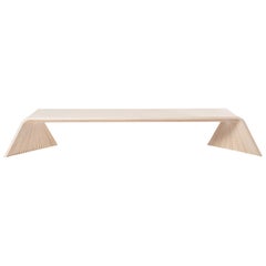 Natural Sweep Bench XLarge di Piegatto, una panchina scultorea contemporanea