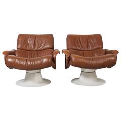 Scandinavian Modern Yrjo Kukkapuro Saturn Lounge Chairs