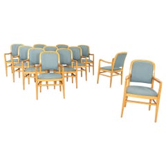 Satz von 12 Jack Lenor Larsen Furniture Esszimmerstühlen aus Ahornholz, 1970er Jahre