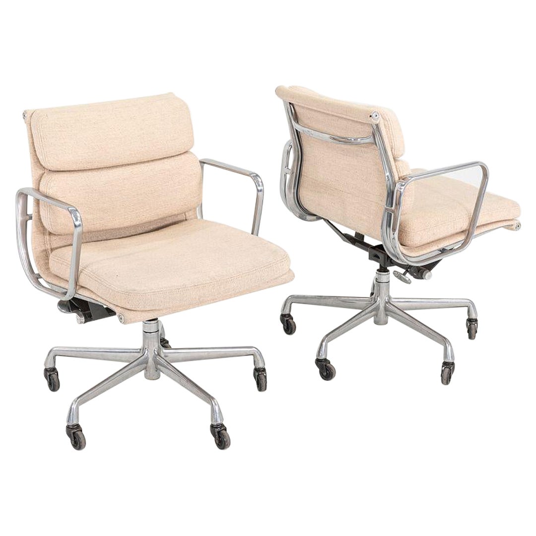 1990 Herman Miller Eames Aluminum Pad Management Desk Chair in Hopsack Fabric