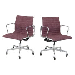 1981 Herman Miller Eames Aluminum Group Management Desk Chair in Purple Fabric