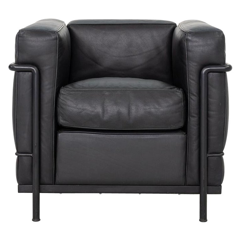 2000er Jahre Le Corbusier für Cassina LC2 Kleiner Clubsessel aus schwarzem Leder