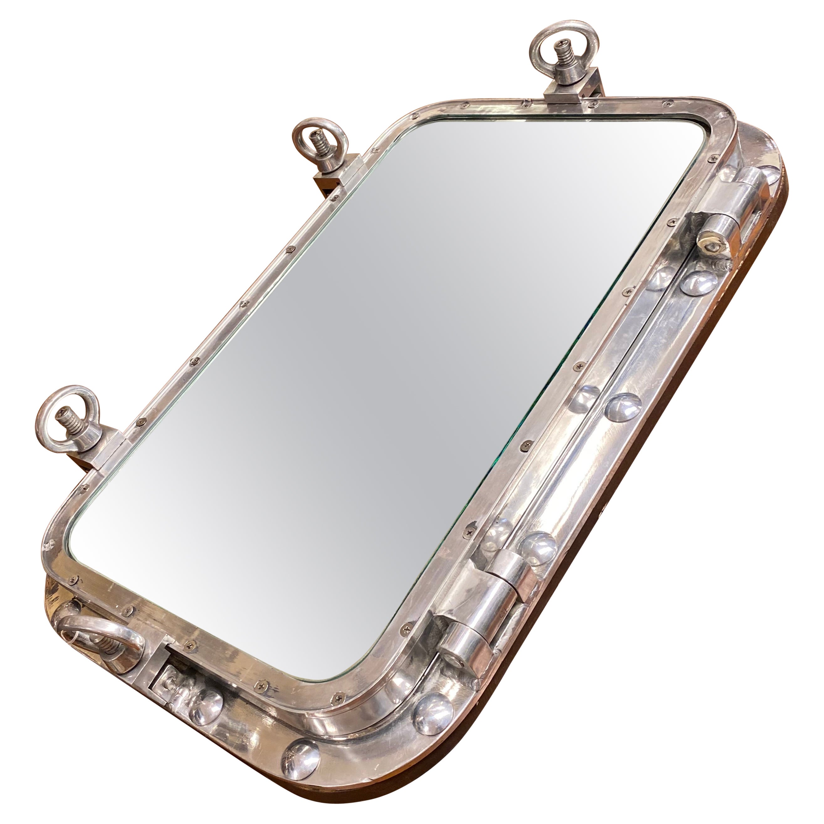 How do I carry a beer tray?