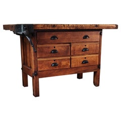 Vintage Storage Workbench mit Schnellspannschraubstock