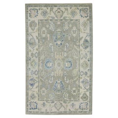 Alfombra turca Oushak en verde salvia y azul Alfombra de lana anudada a mano 3'10" × 6'6