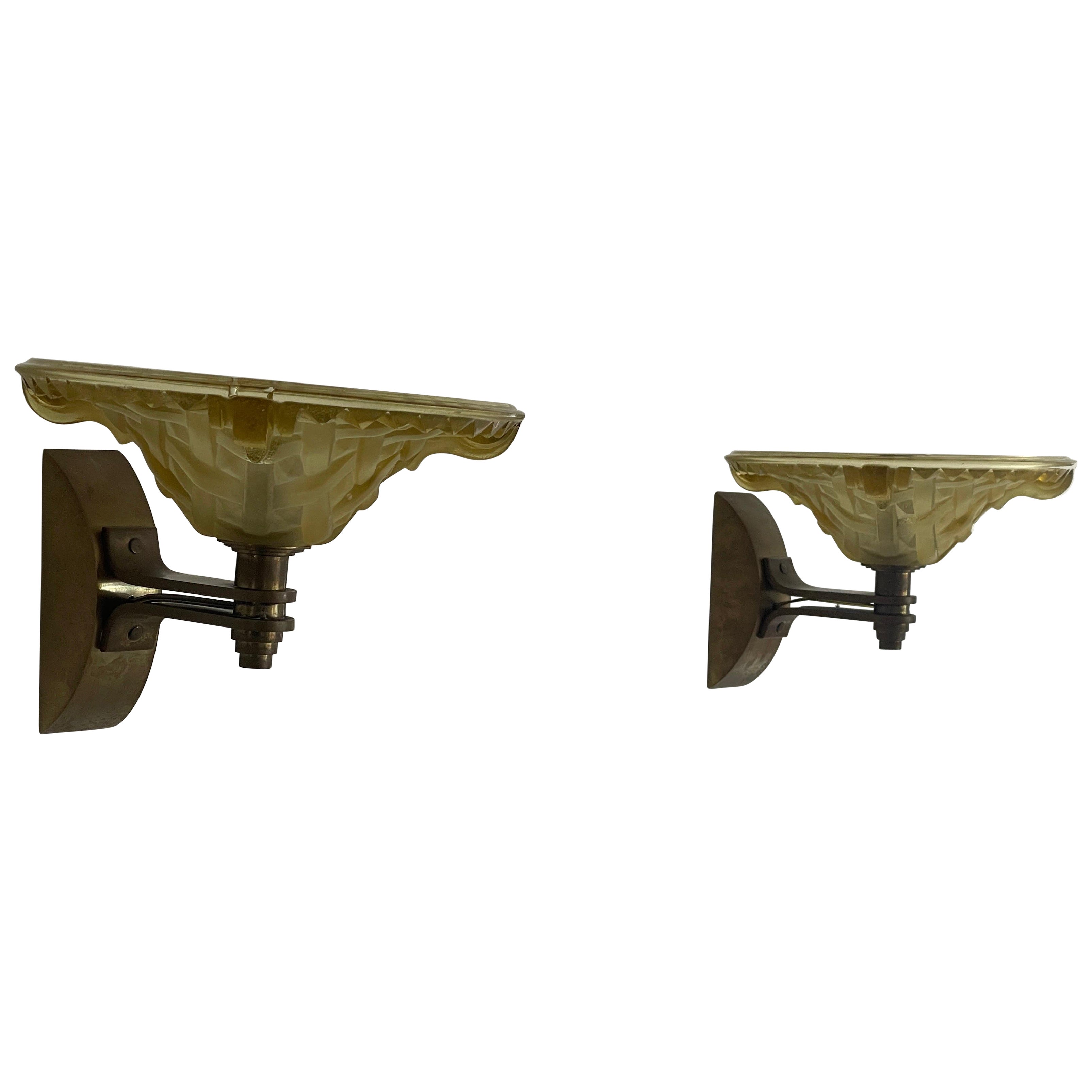 Murano Glass and Brass Pair of Sconces, 1950s, Italy