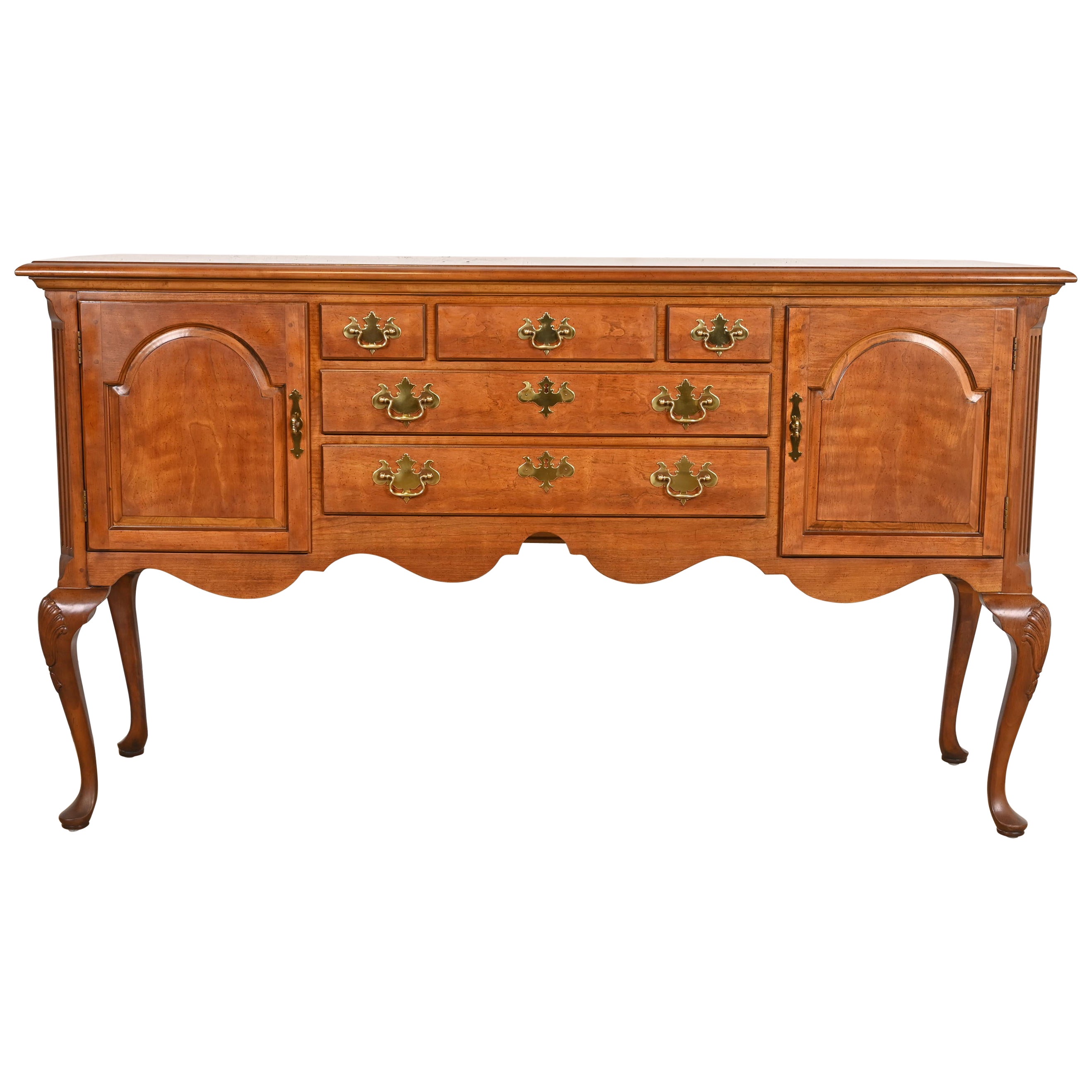 Henredon Queen Anne Solid Cherry Wood Sideboard Credenza