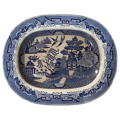 Grand plat ancien à motif de saule, Circa 1850