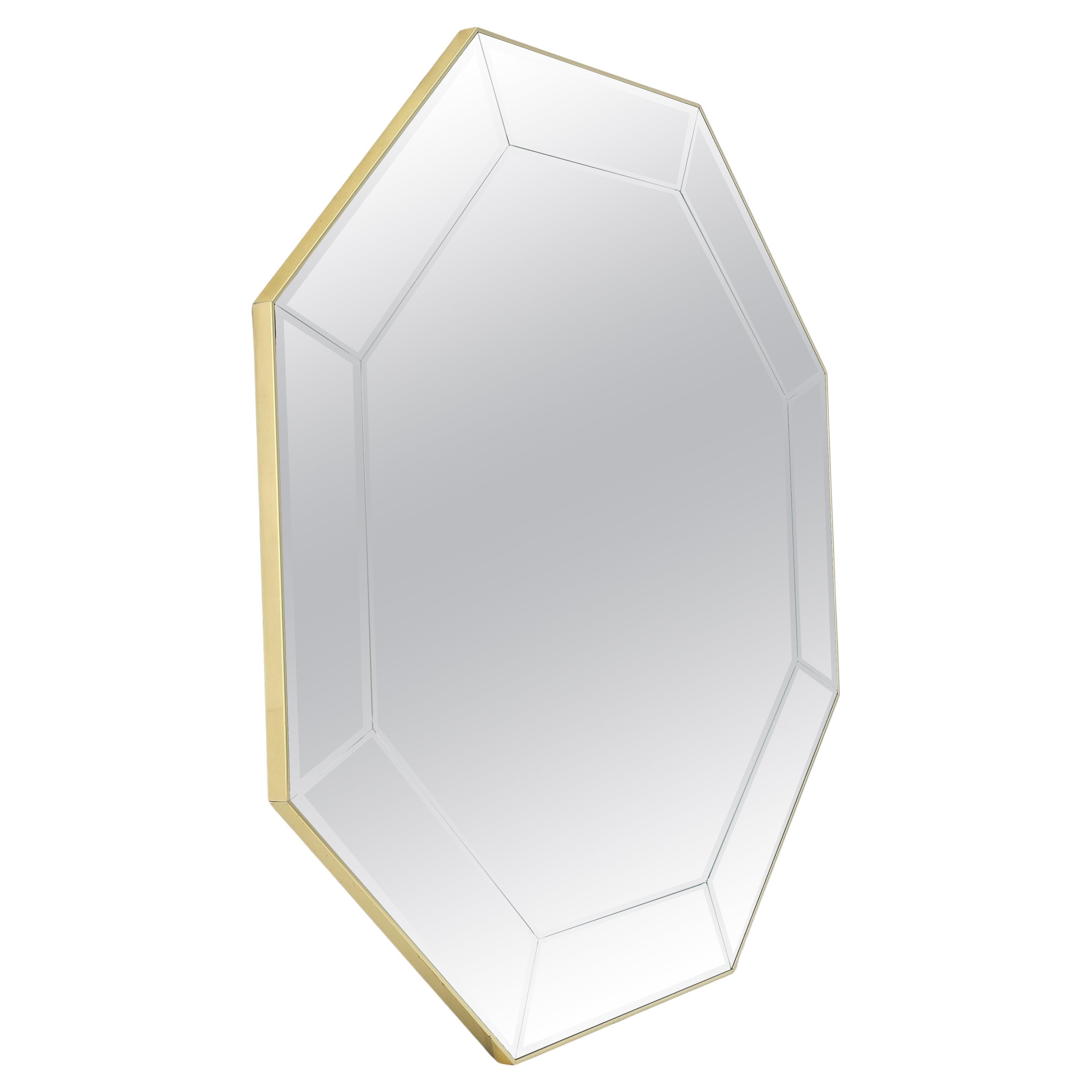 Mid Century c1970s 40" Octagon Shape Beveled Studio Made Wall Mirror MINT en vente