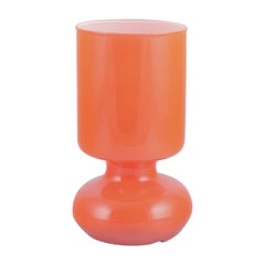 Diseñador escandinavo, lámpara de sobremesa de cristal naranja. Finales del siglo XX.