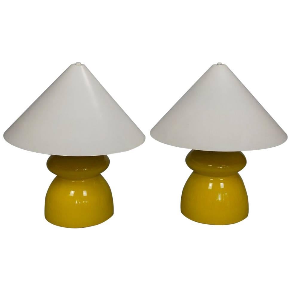 Pair of Midcentury Italian Yellow Ceramic Lamps For Sale