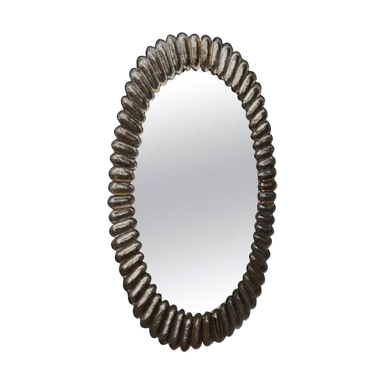 Espejo de pared italiano ovalado de Murano de mediados de siglo, cristal artístico de plata y latón, 2020