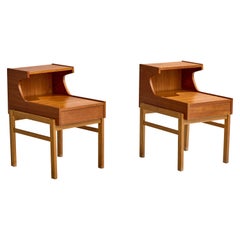 Schwedische Designerin, Nachttische, Teakholz, Eiche, Schweden, 1950er Jahre