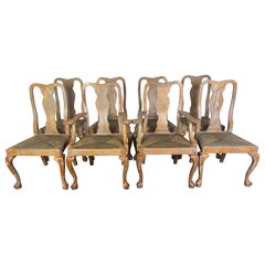Ensemble de huit chaises de salle à manger Queen Anne