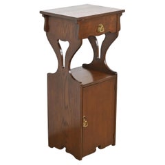 Stickley Brothers Style Antique Mission Oak Arts & Crafts Cellarette, Circa 1910