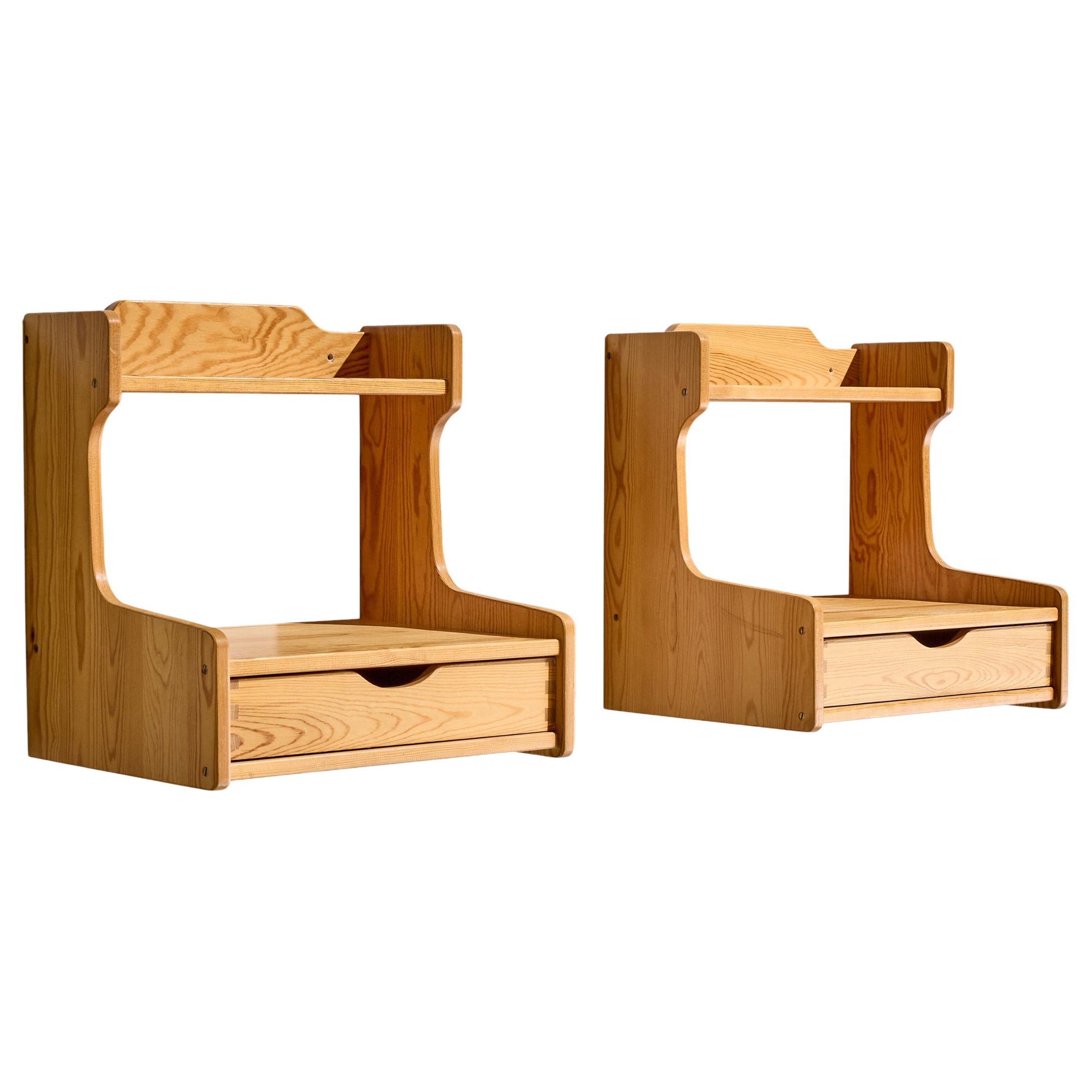 Schwedische Designerin,ighstands, Kiefernholz, Schweden, 1970er Jahre