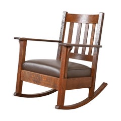 Stickley Brothers Sedia a dondolo antica Mission Arts & Crafts in Oak, CIRCA 1910