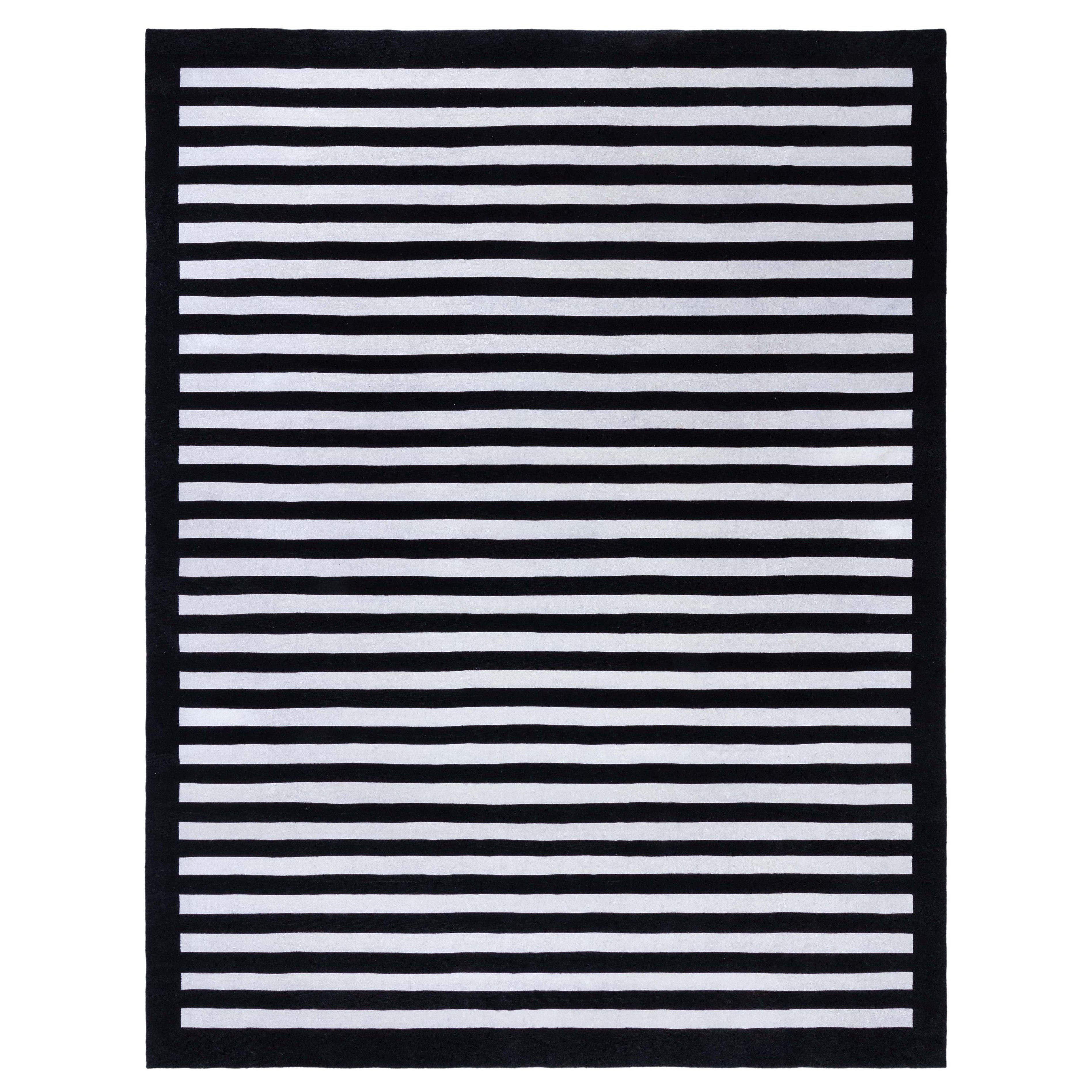 Tappeto classico contemporaneo a strisce in bianco e nero di Doris Leslie Blau in vendita