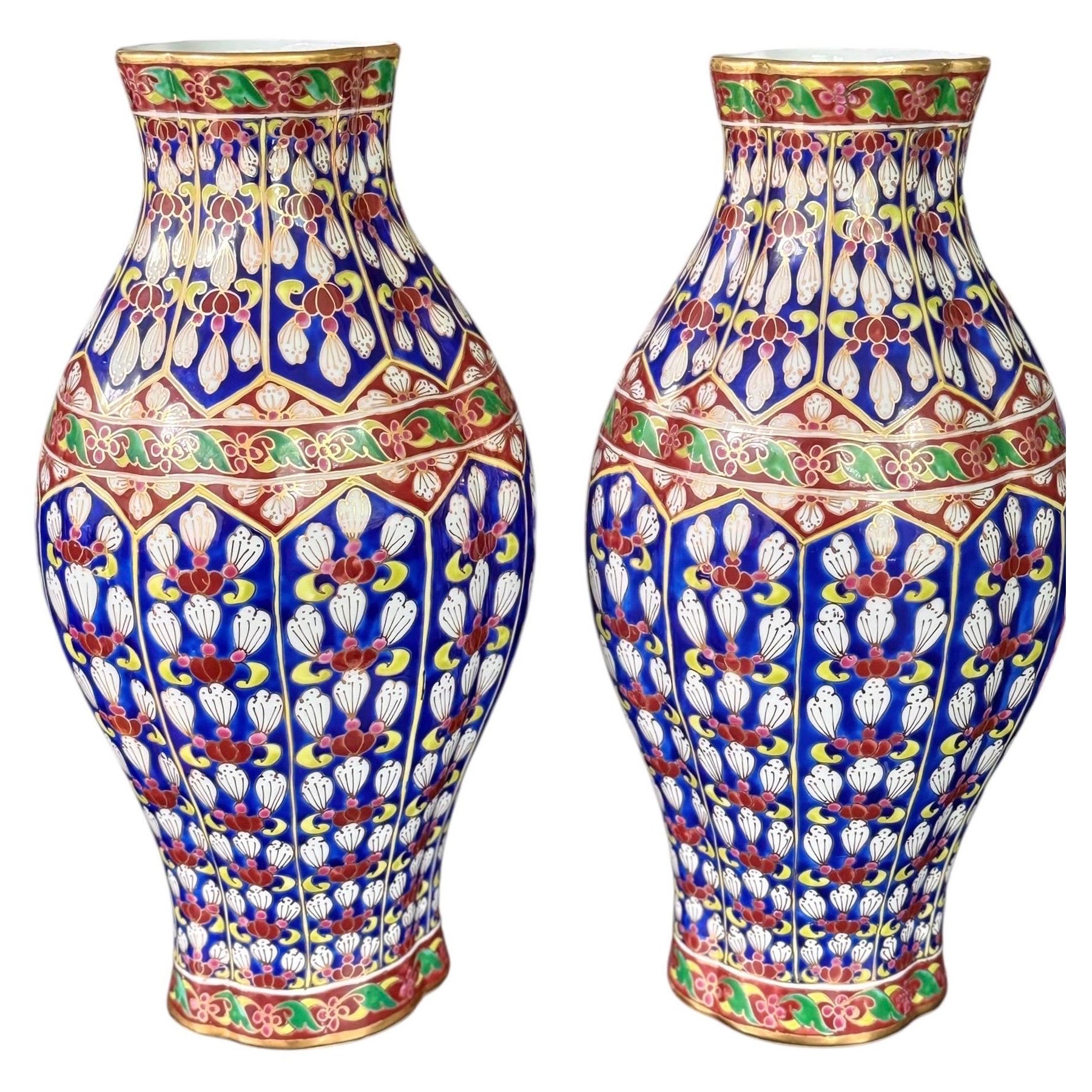 Paire de vases sculpturaux Maitland Smith faits à la main Thaïlande années 1980 en vente