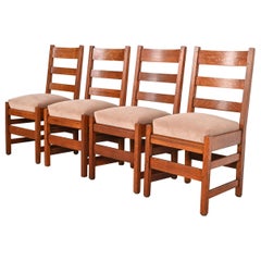 L. & J. G. Stickley Antique Mission Oak Arts & Crafts Ladder Back Dining Chairs (chaises de salle à manger à dossier en échelle)