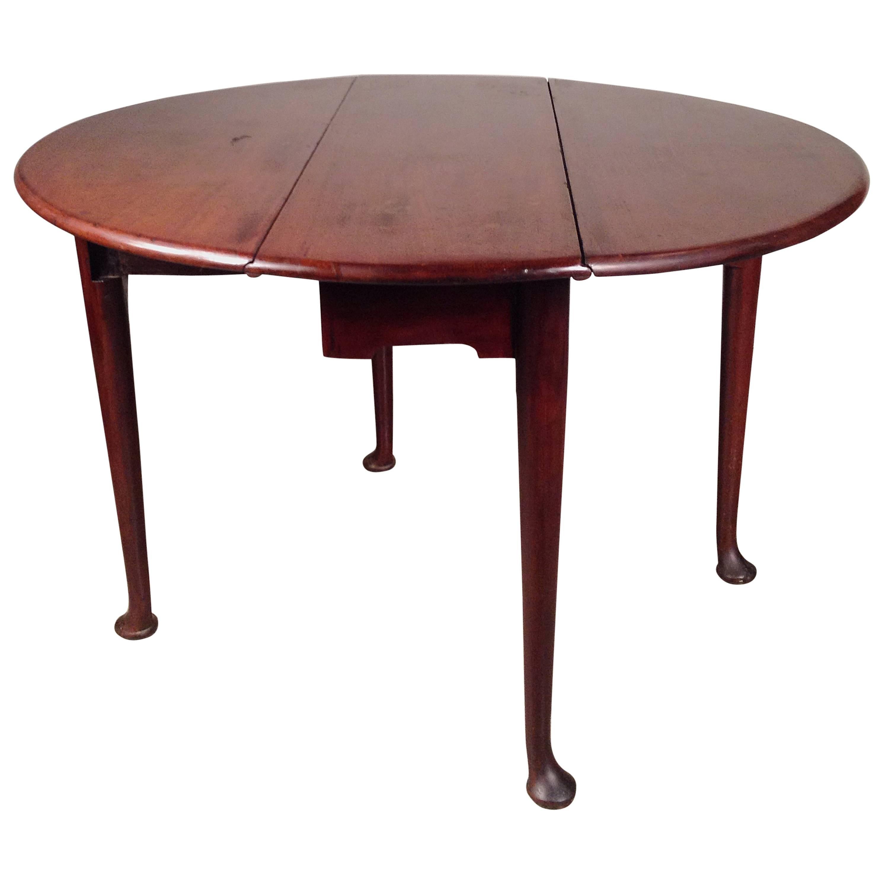 George II Mahogany Drop-Leaf Table For Sale