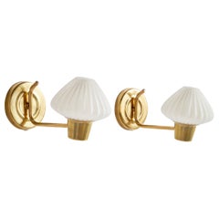 Schwedischer Designer, Wandleuchten, Messing, Glas, Schweden, 1970er Jahre