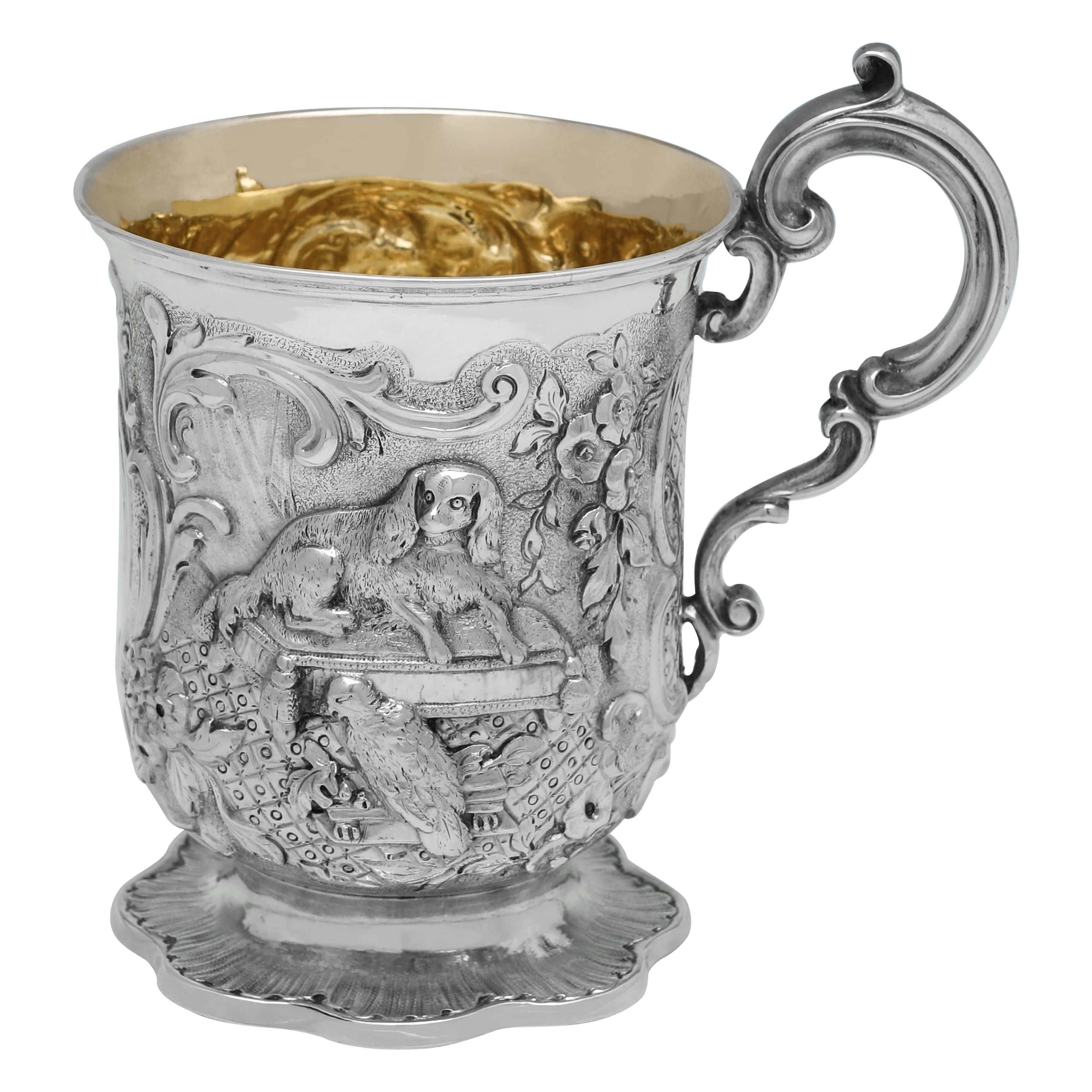 Taza de bautizo victoriana de plata de ley con matasellos de Londres de 1847