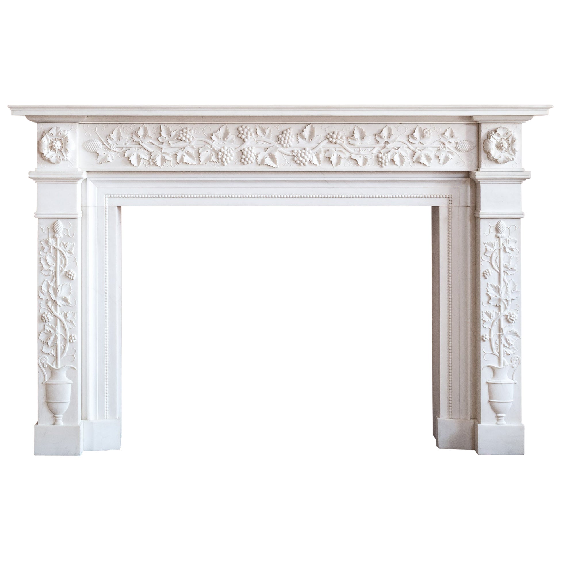 Cheminée en marbre blanc de style Regency