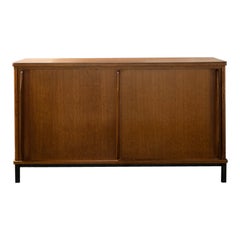 Buffet de style Jean Prouvé