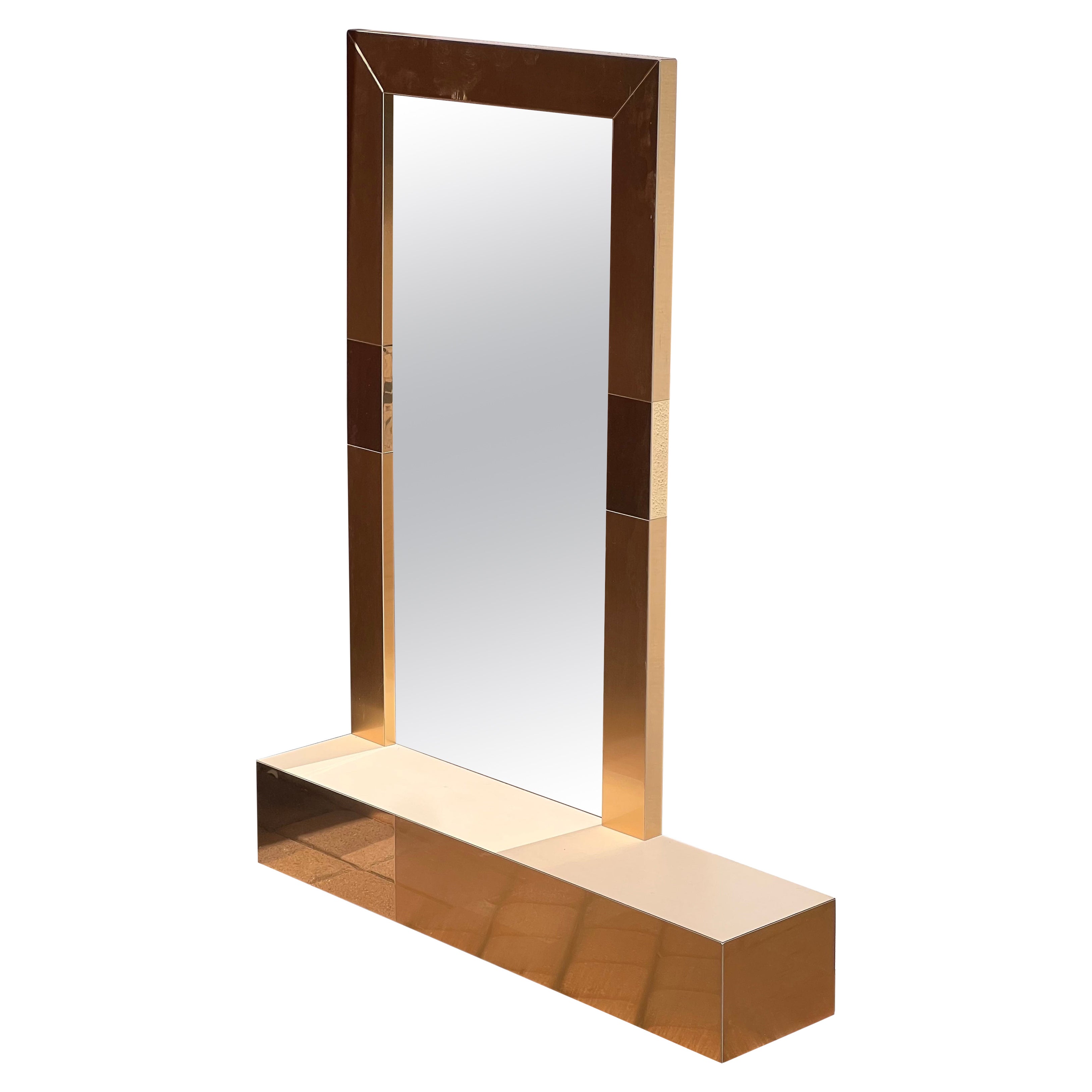Miroir métallique postmoderne de style Paul Evans avec étagère, fin du 20e siècle