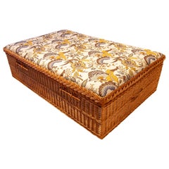 Wicker Chest Coffee Table with Classic Floral Upholstery and Ample Storage