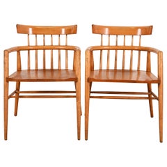 Pareja de sillones con respaldo de huso de arce macizo de Paul McCobb Planner Group