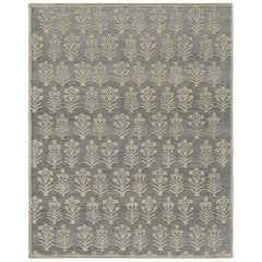 Alfombra de diseño Rug & Kilim con estampado de bloques en marrón y motivos florales en beige