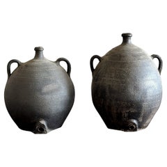 Ein Paar antike Wabi Sabi-Töpfe aus dem 19. Jahrhundert, Spanien, ca. Ende 1800, Paar