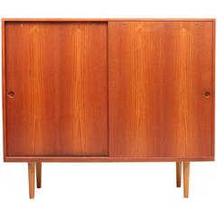 Danish, Mid-Century RY26 Cabinet by Hans Wegner, 1959