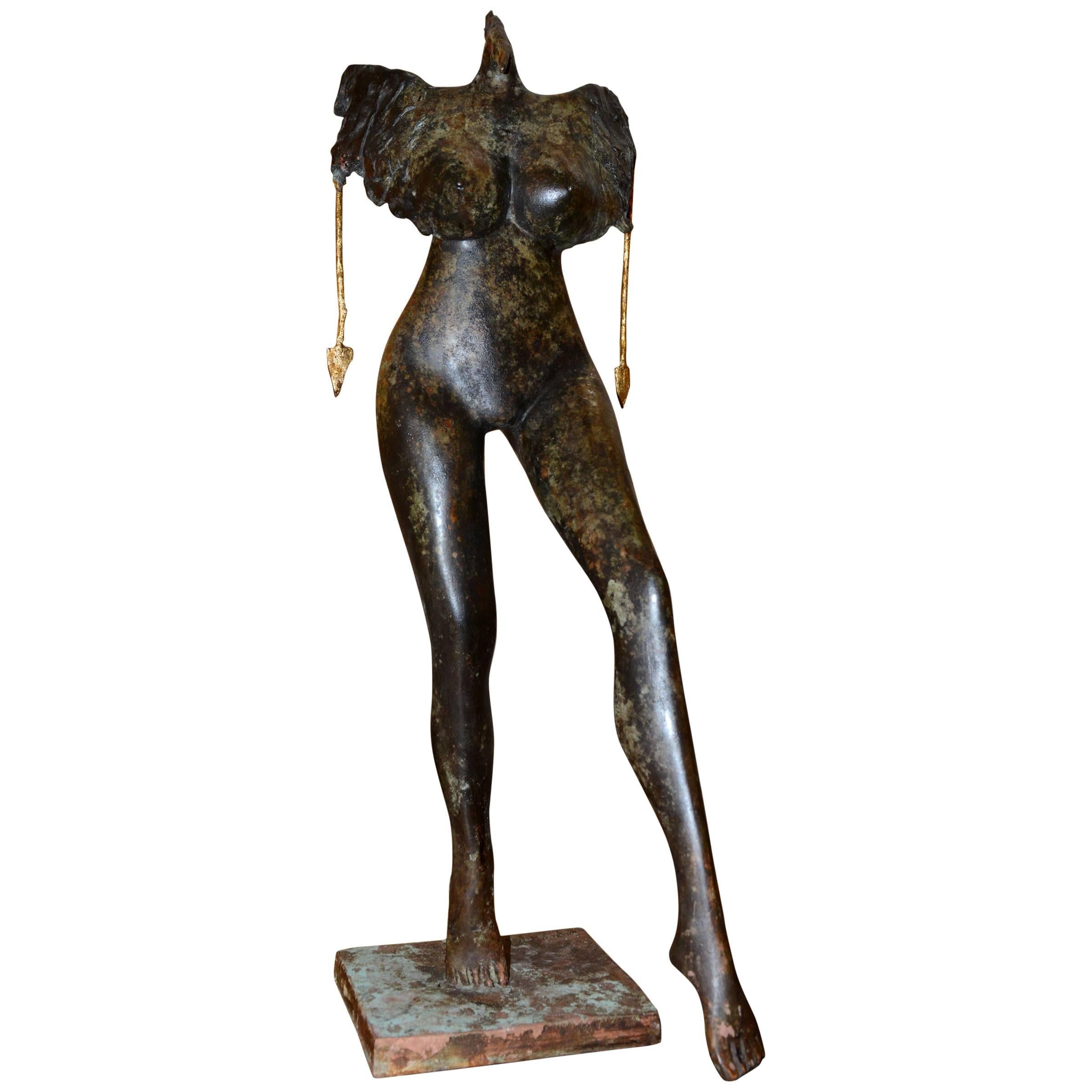 Sculpture - Femme avec une tête de coq en bronze