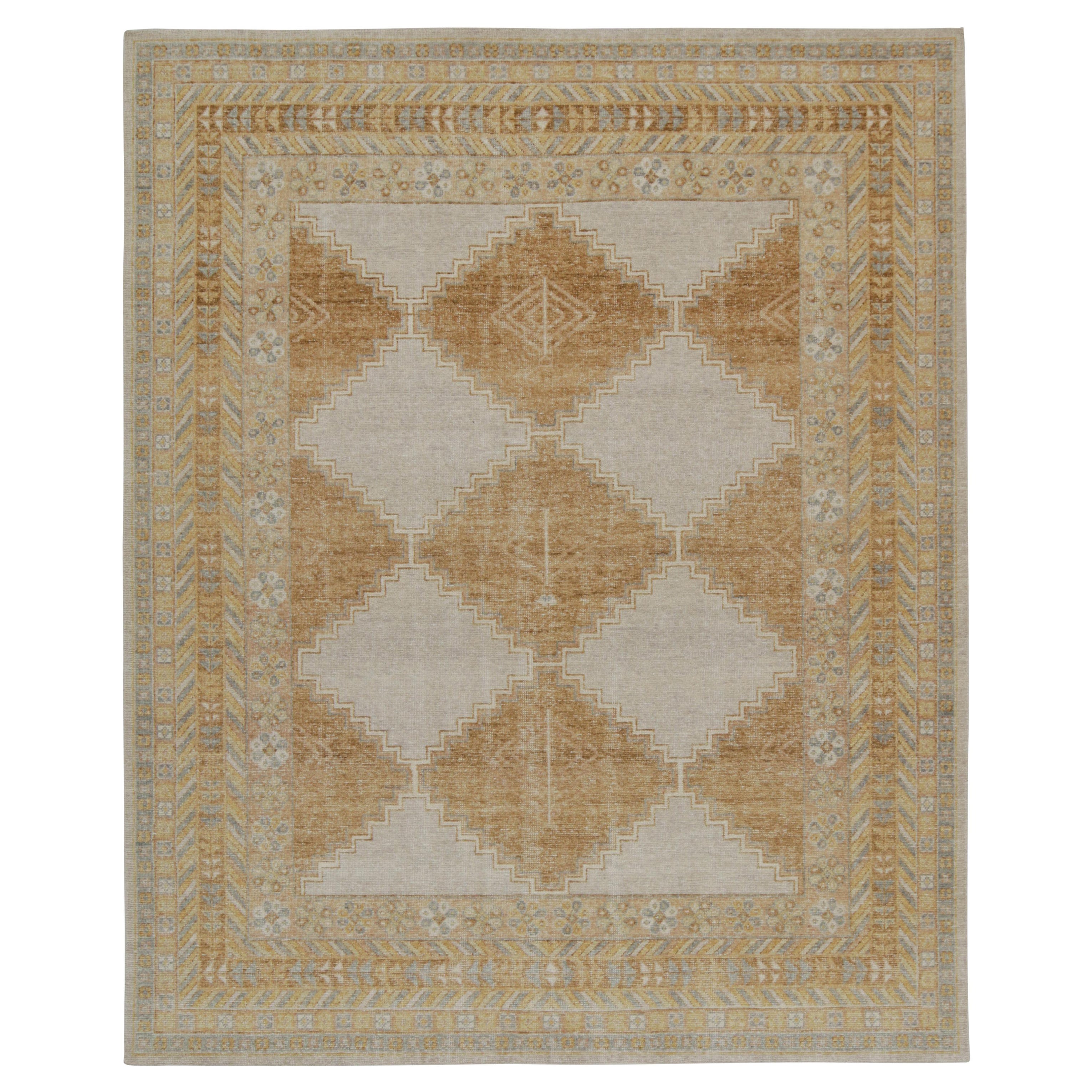 Tapis Distressed Tribal de Rug & Kilim à motifs or, gris et bleu