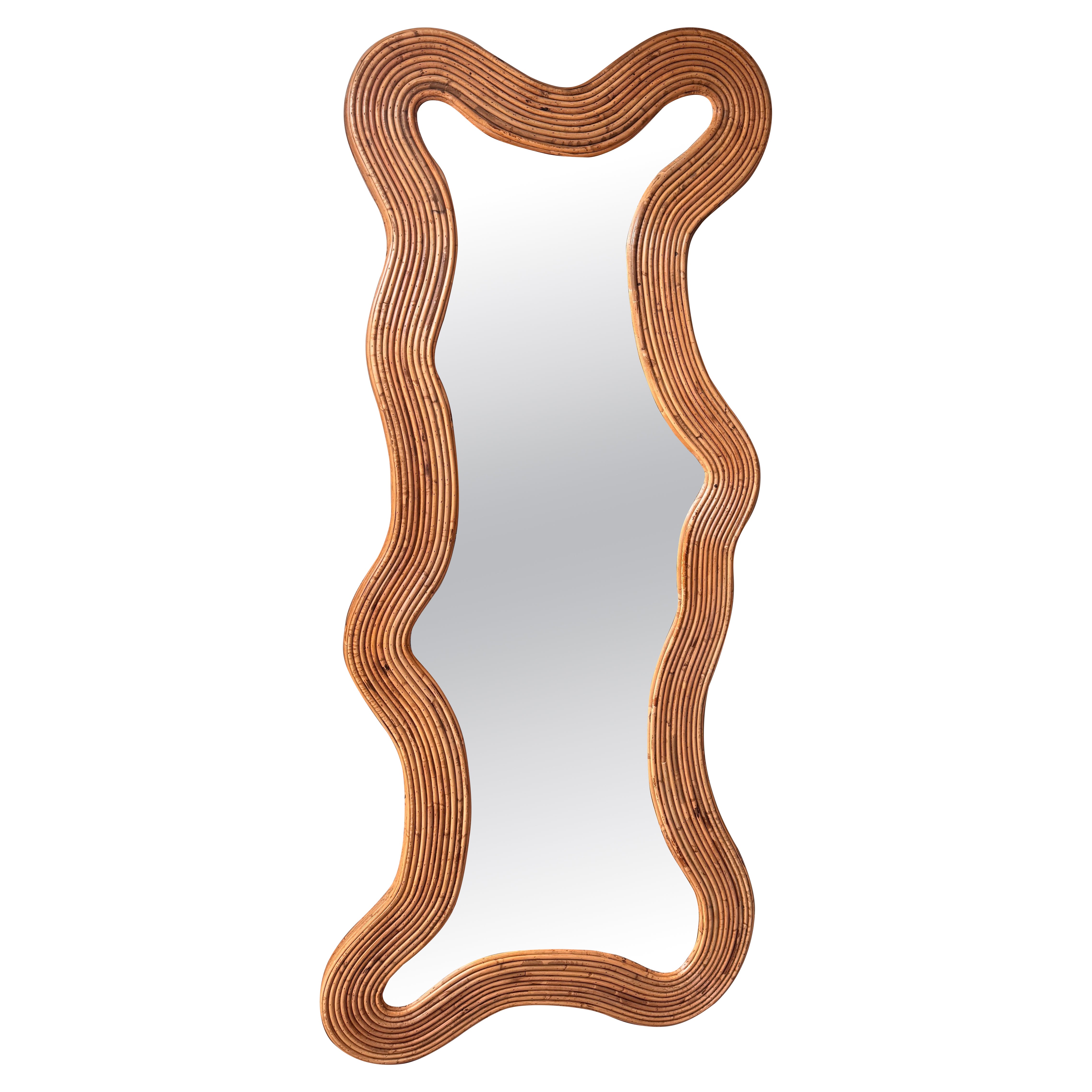 Grand miroir italien en bambou ondulé