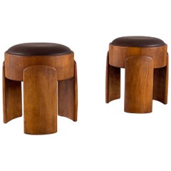 Pair of Sculptural Wooden Stools with Waxed Dark Brown Leather by FORME, Italy