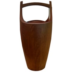 Large MCM Quistgaard for Dansk Teak Ice Bucket with Lid and Swing Handle