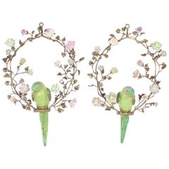 Inspired Opposing Pair of French Porcelain Parrots Wall-Mounted 4