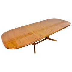 Mesa de comedor ovalada de teca danesa moderna Drylund vintage