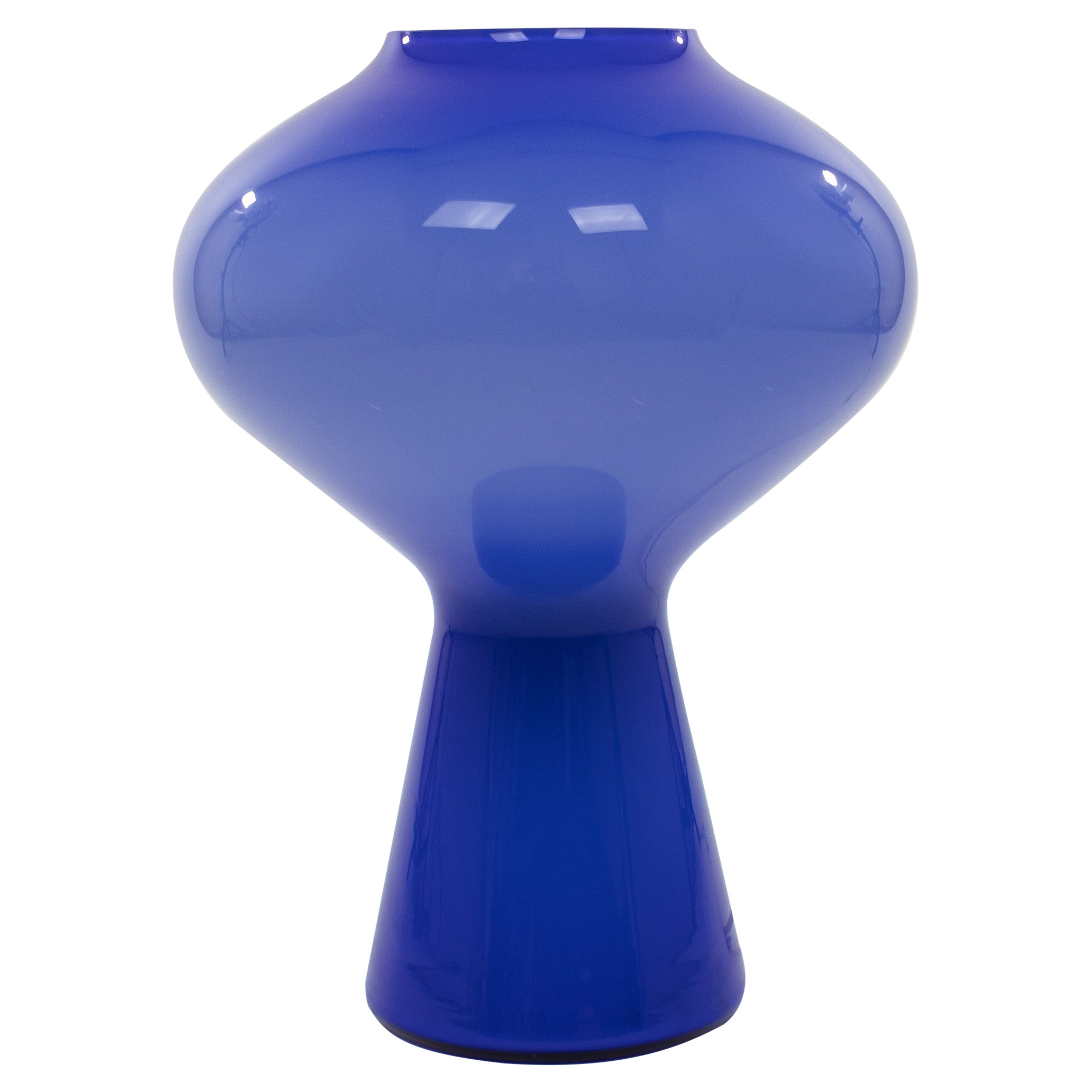 Gran lámpara de sobremesa Fungo azul soplada a mano de Massimo Vignelli para Venini, años 50 en venta