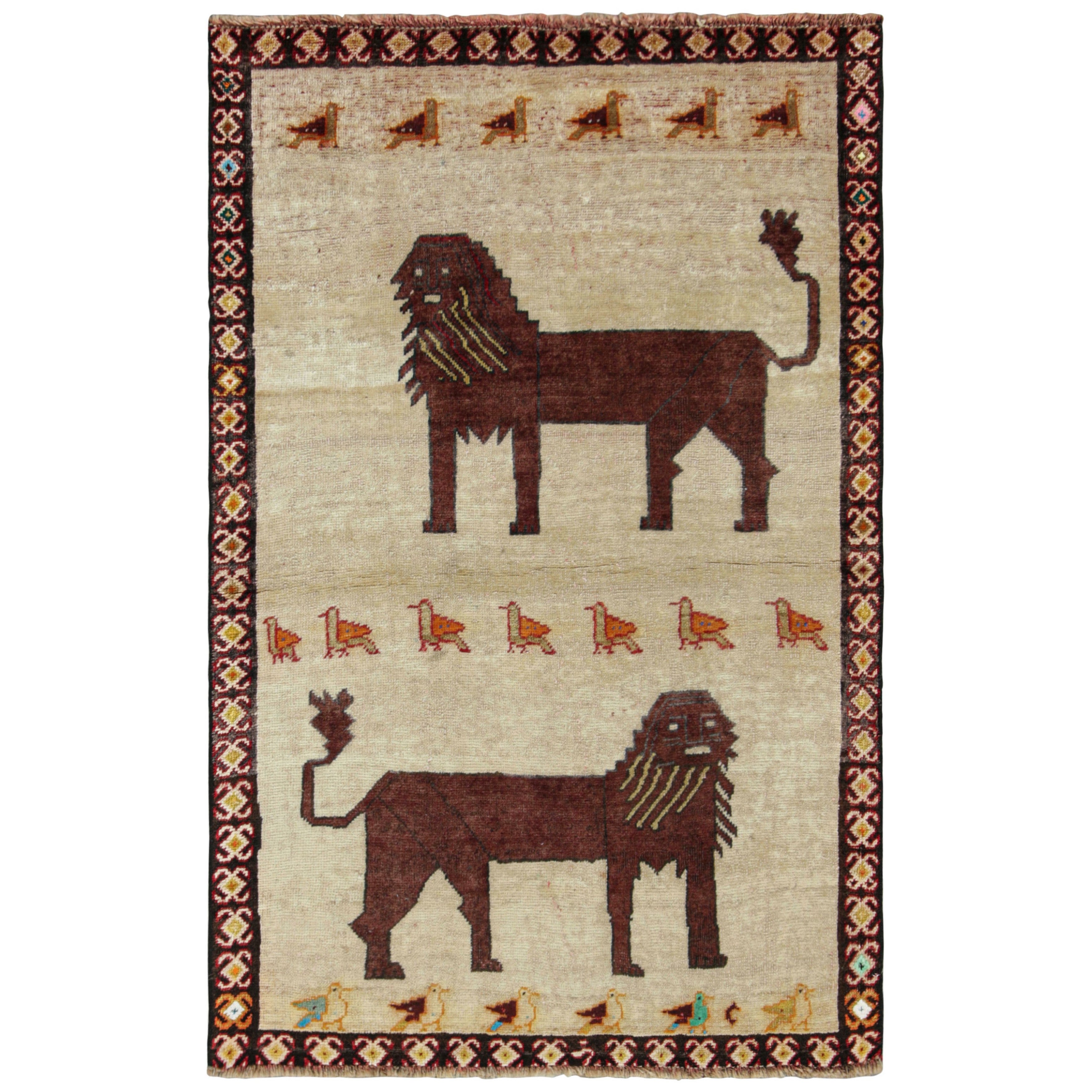 Tapis persan Gabbeh vintage, beige avec motifs d'animaux bruns - Rug & Kilim