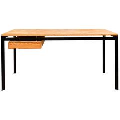 Desk by Poul Kjærholm