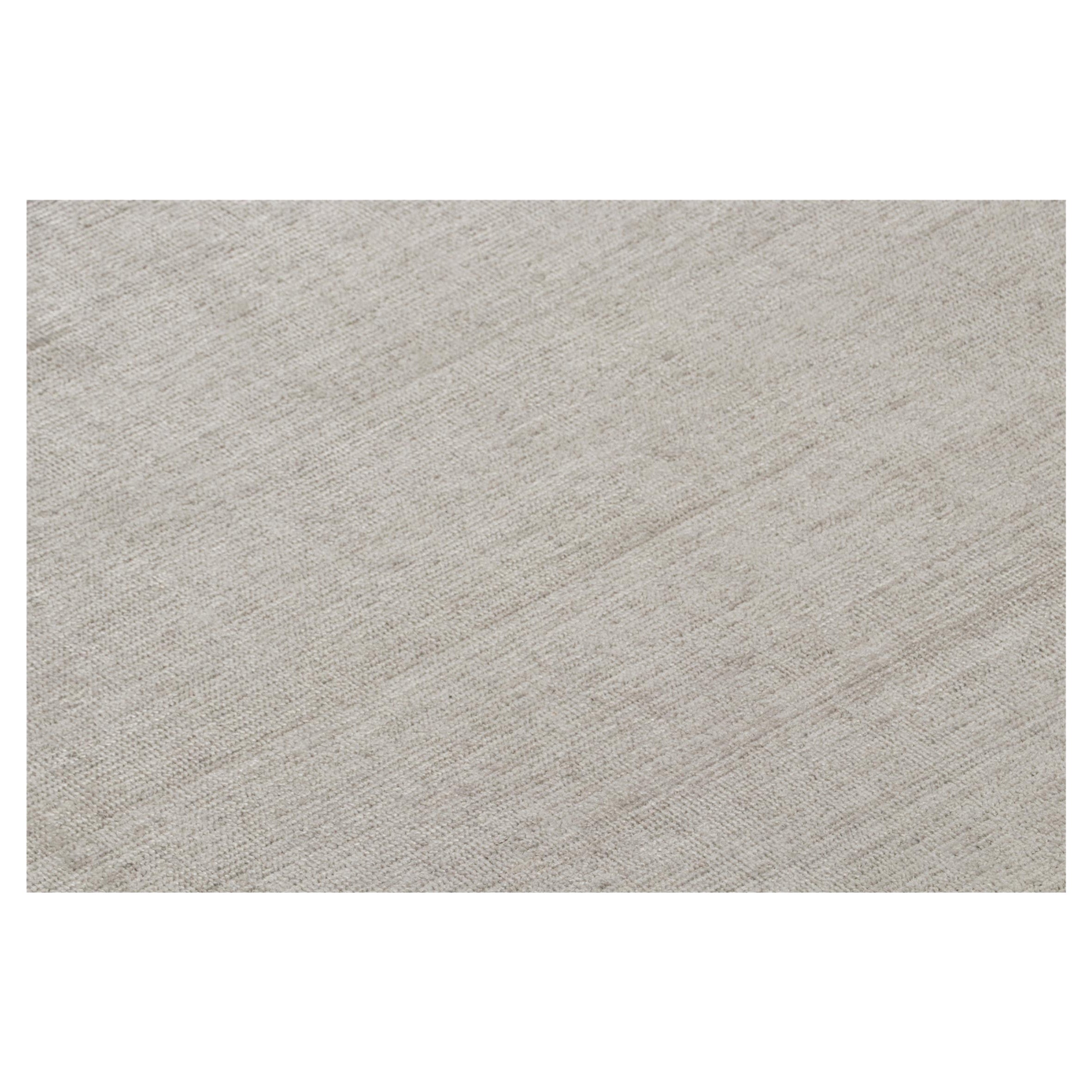 Rug & Kilim’s Plain Modern Rug in Solid Silver-Gray Tone-on-Tone