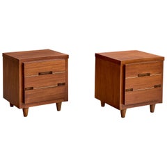 Red Lion Furniture, Nightstands, Walnut, USA, 1950s