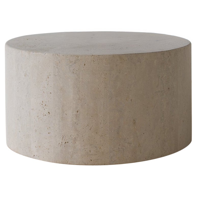 Tavolino decorativo rotondo in travertino Cube 80 Muted Beige by Beije Avenue