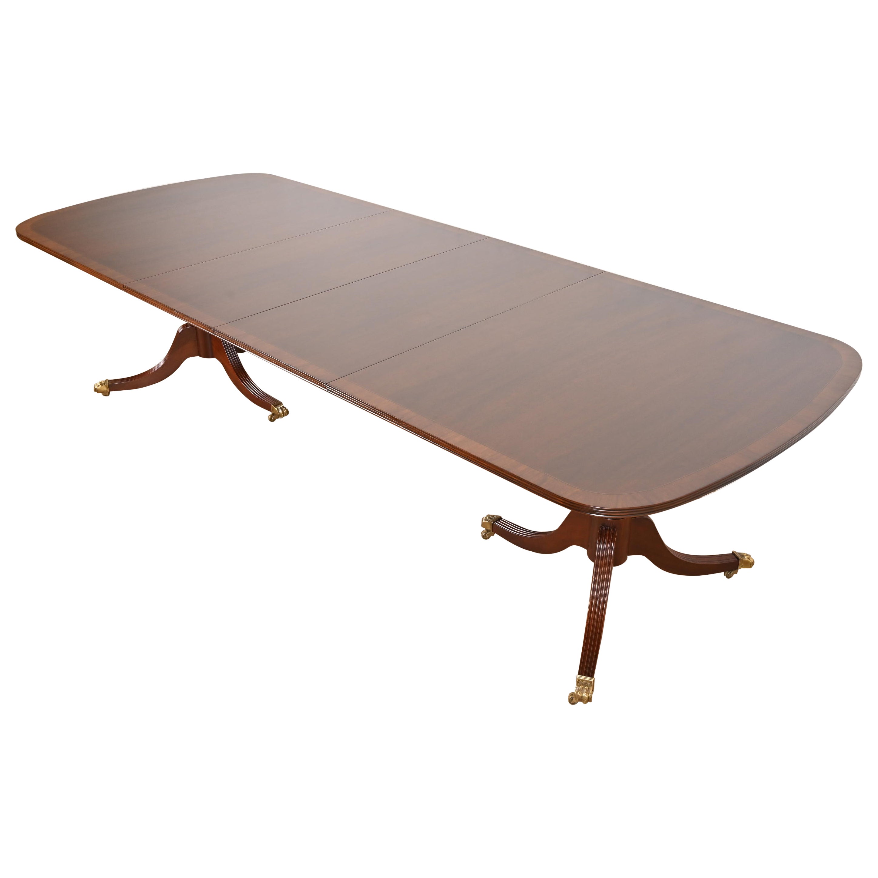 Hickory White Table de salle à manger en acajou géorgien bandé, refini en vente
